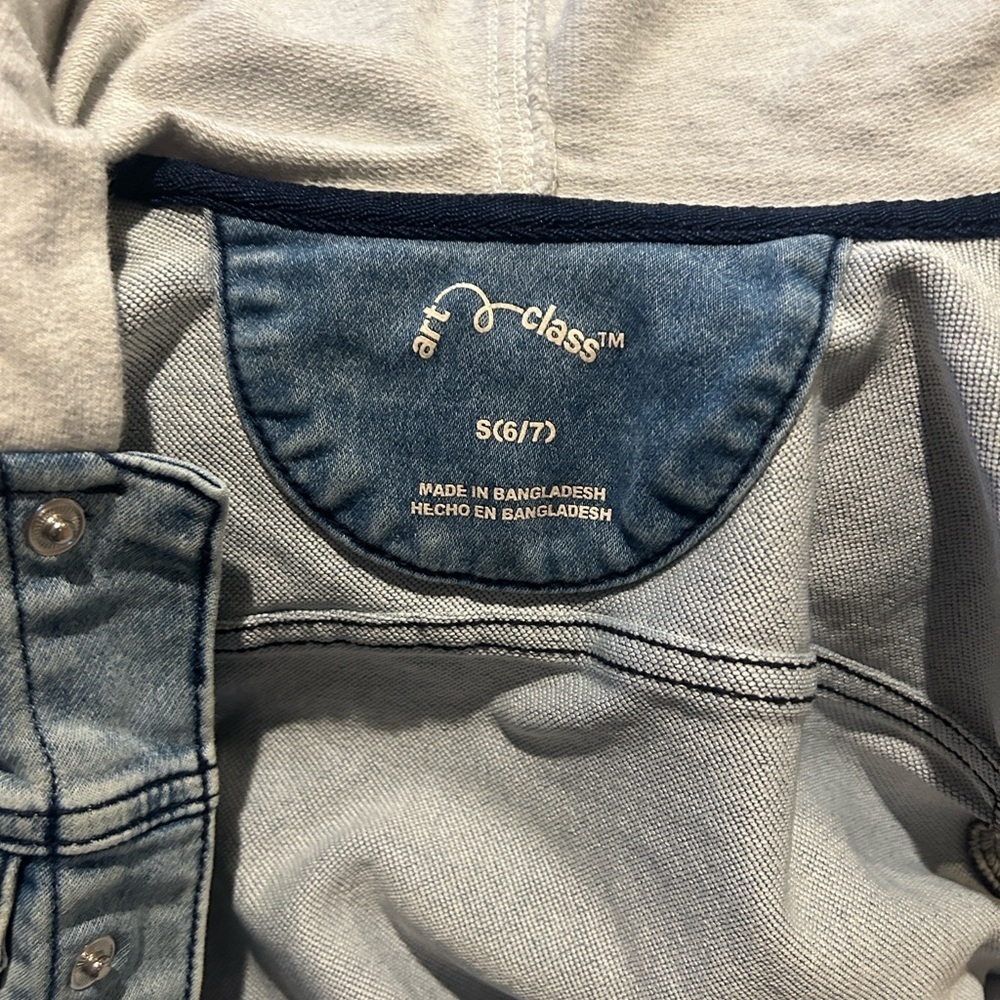 The Classic Blue and Gray Kids Jean Jacket - Picture 6 of 7